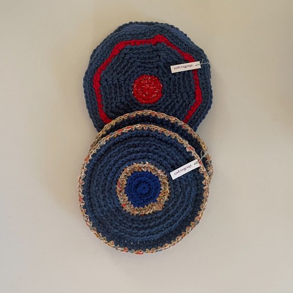Crochet pot holders, trivet for diner table, Crochet Gift For Mom - Picture 14 of 15